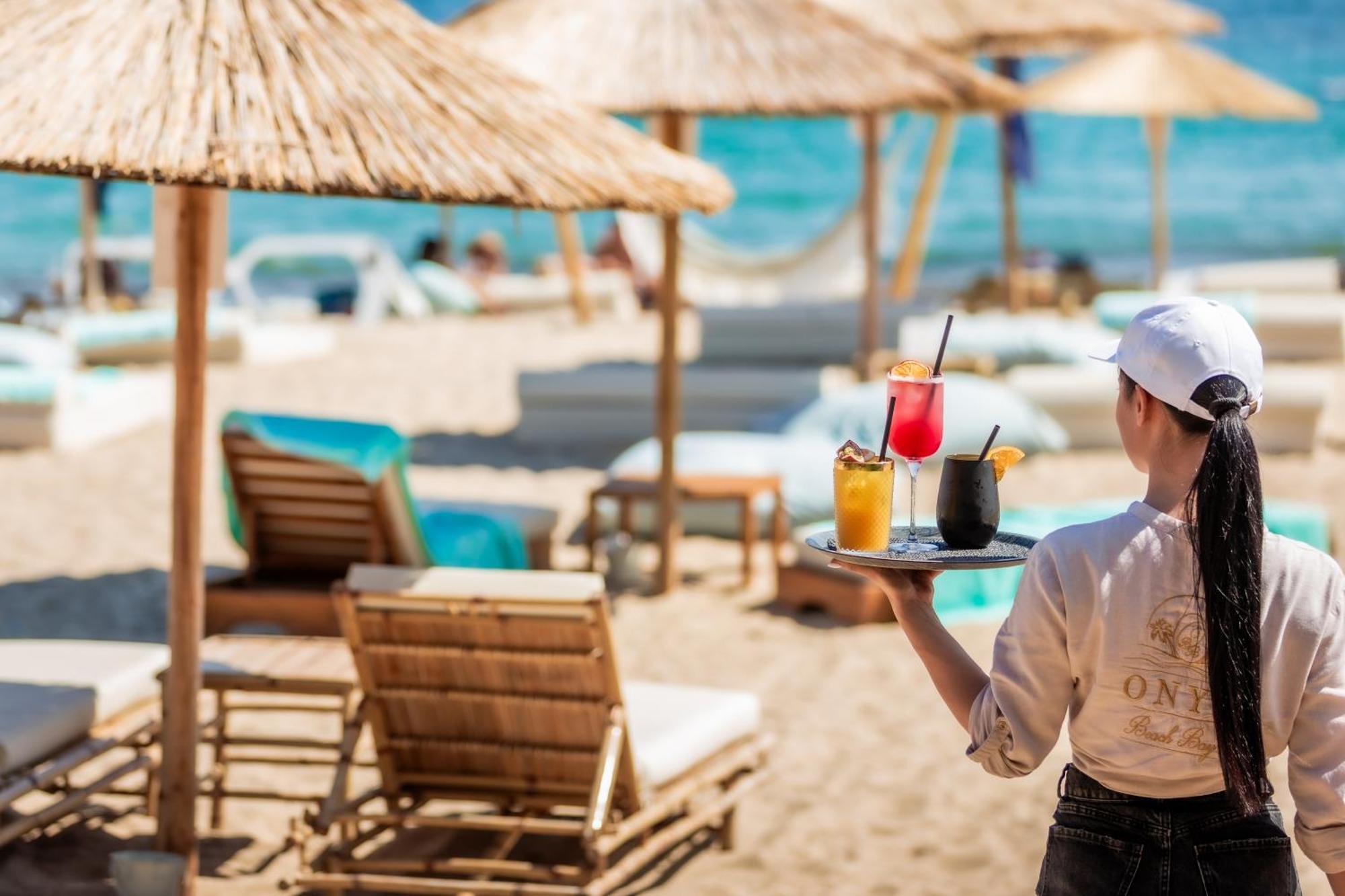 Onyx Beach Residence - Free Parking & Beach Access スヴェティ・ヴラス エクステリア 写真